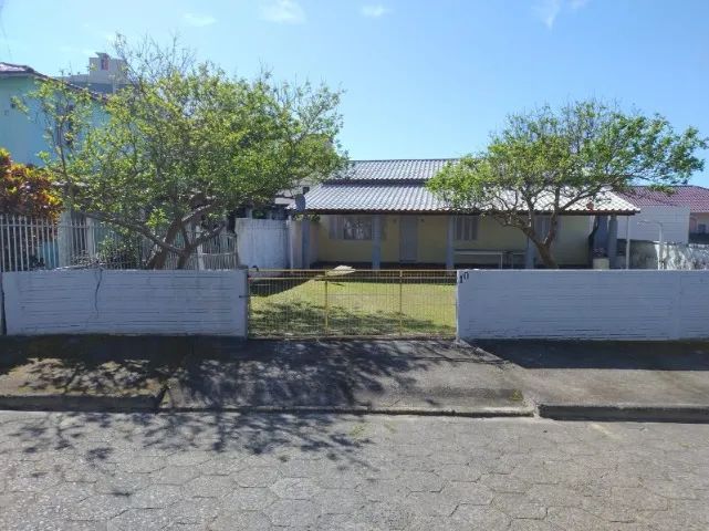   VENDO CASA MAR GROSSO LAGUNA ACEITO TROCA NA GRANDE FLORIANÓPOLIS.