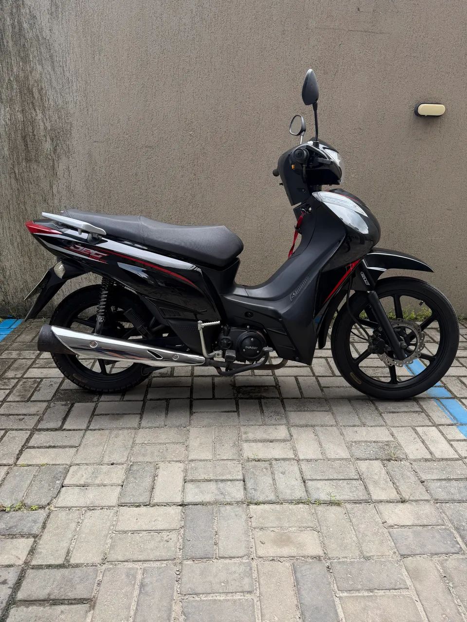 Jet 125 - Foto 2