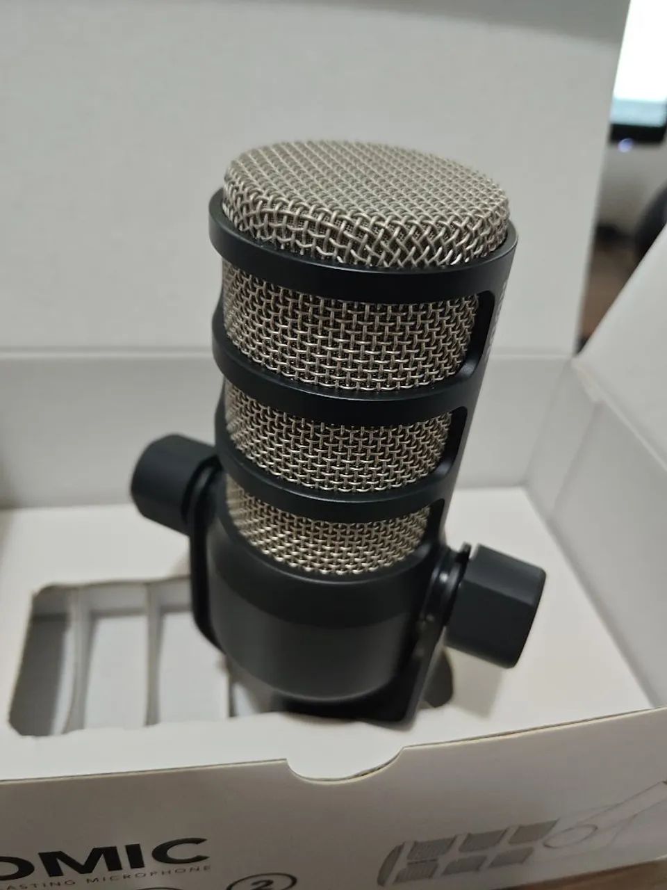 Microfone Rode PodMic  - Foto 3