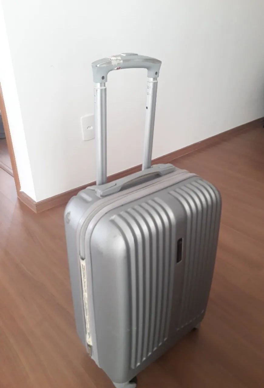 Mala de viagem pequena