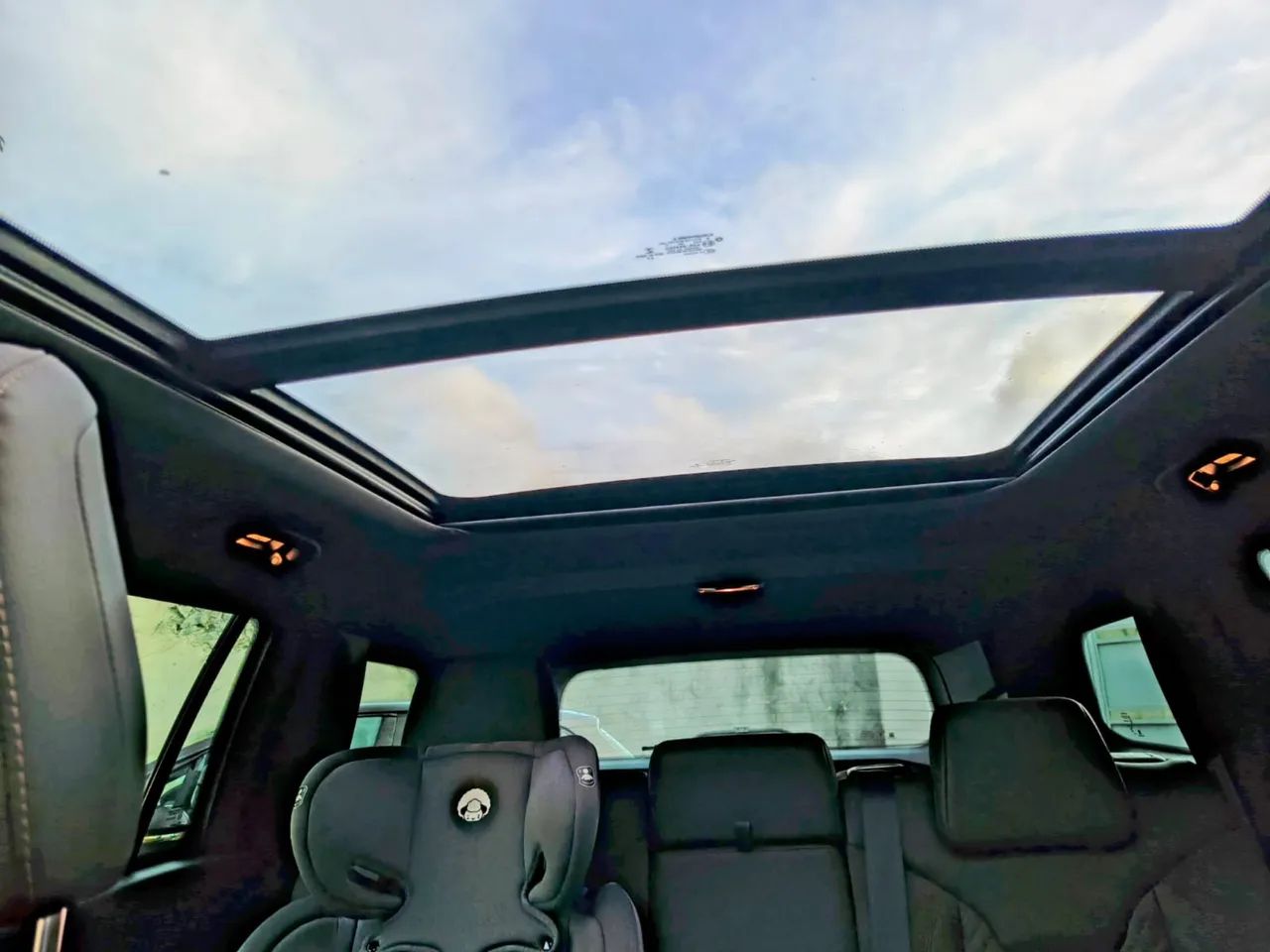 Jeep Commander 2023 photo 4