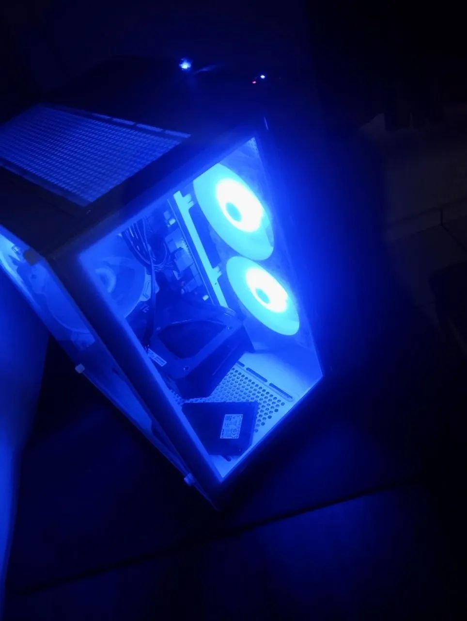 Pc gamer - e5 2650 v4 | 16gb ram | rx 7600