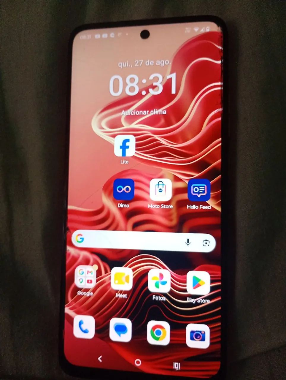 Celular com pouca marca de uso