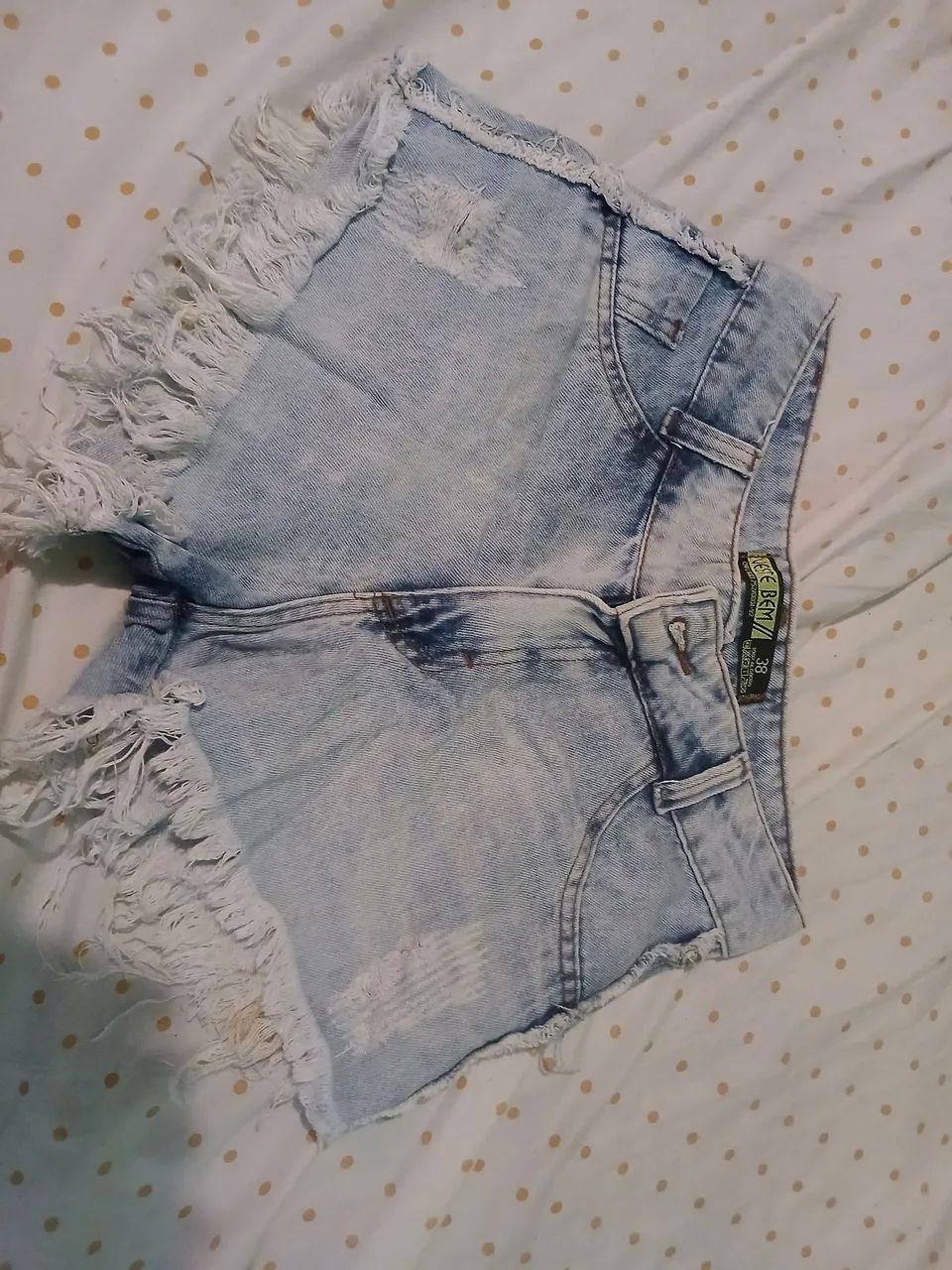 Short jeans veste bem 35 reais