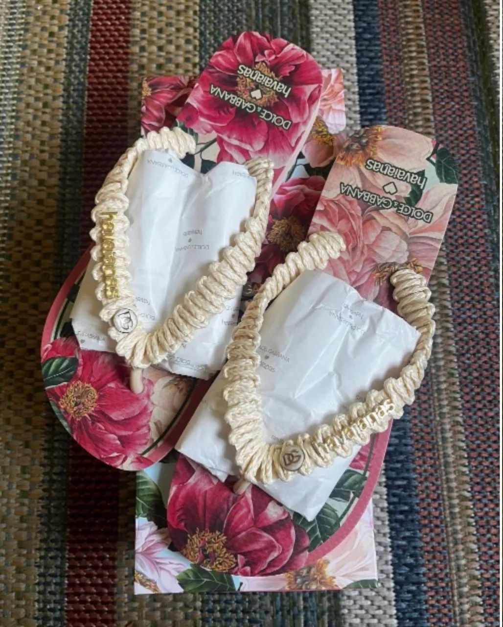 Havaianas X Dolce&Gabbana 