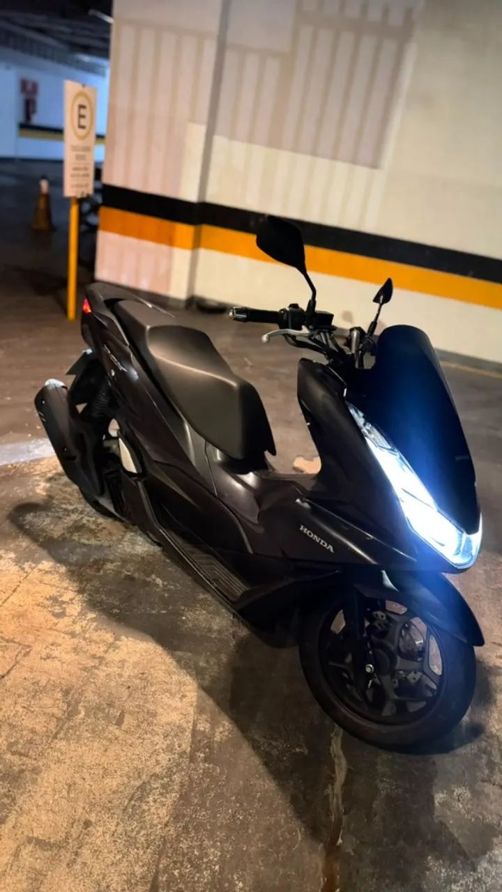 Honda PCX Preta - Estado de Zero! - Foto 3