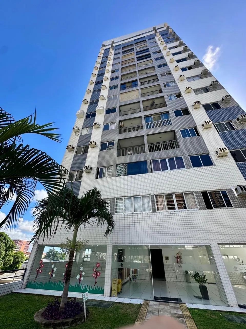 Apartamento em Petrópolis com 2 quartos para locação 
