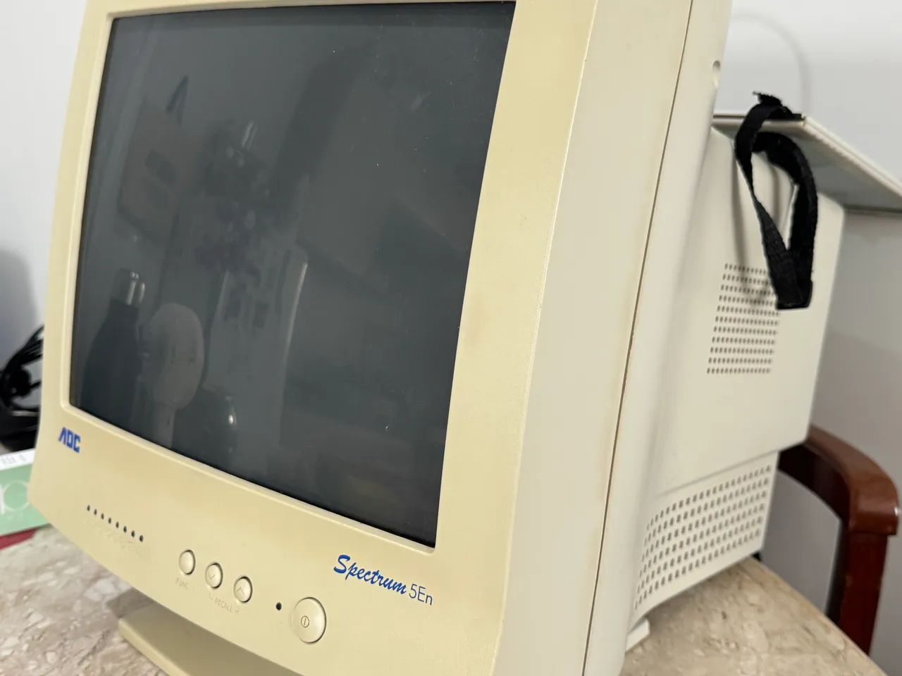 Monitor CRT 14 polegadas 