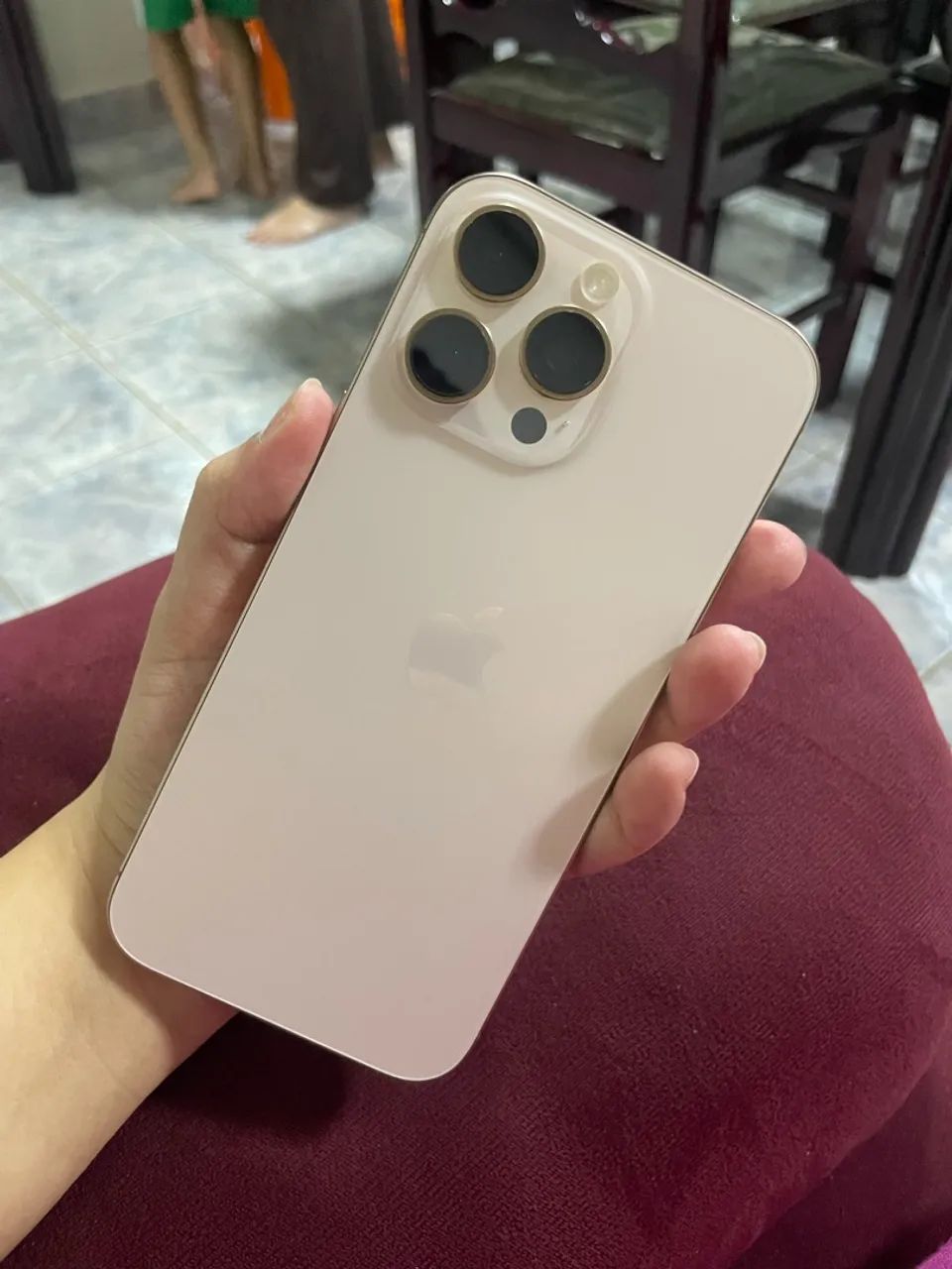 Vende-se iPhone 16 pro Max - Foto 3