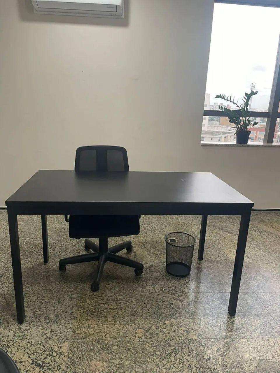 Mesa para escritório pouco usada 428513775080581122