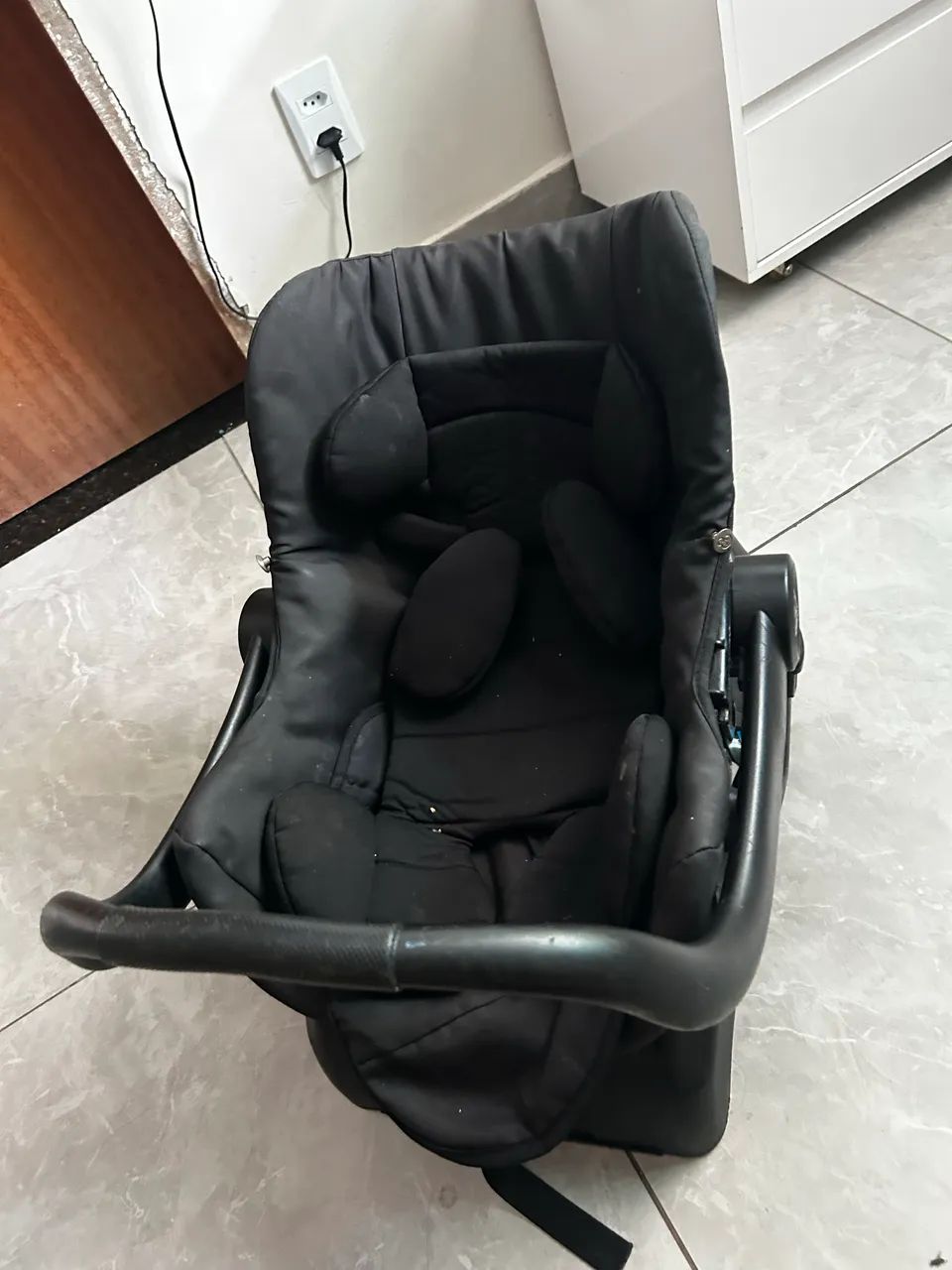 Bebê Conforto Burigotto + Base Veicular - Preto - Foto 4