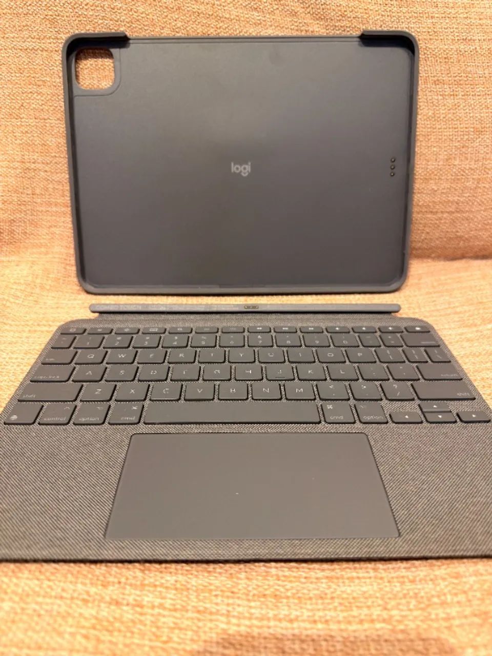 iPad Pro M1 11" 256GB + Apple Pencil 2 + Capa Logitech Combo Touch - Completo! - Foto 4