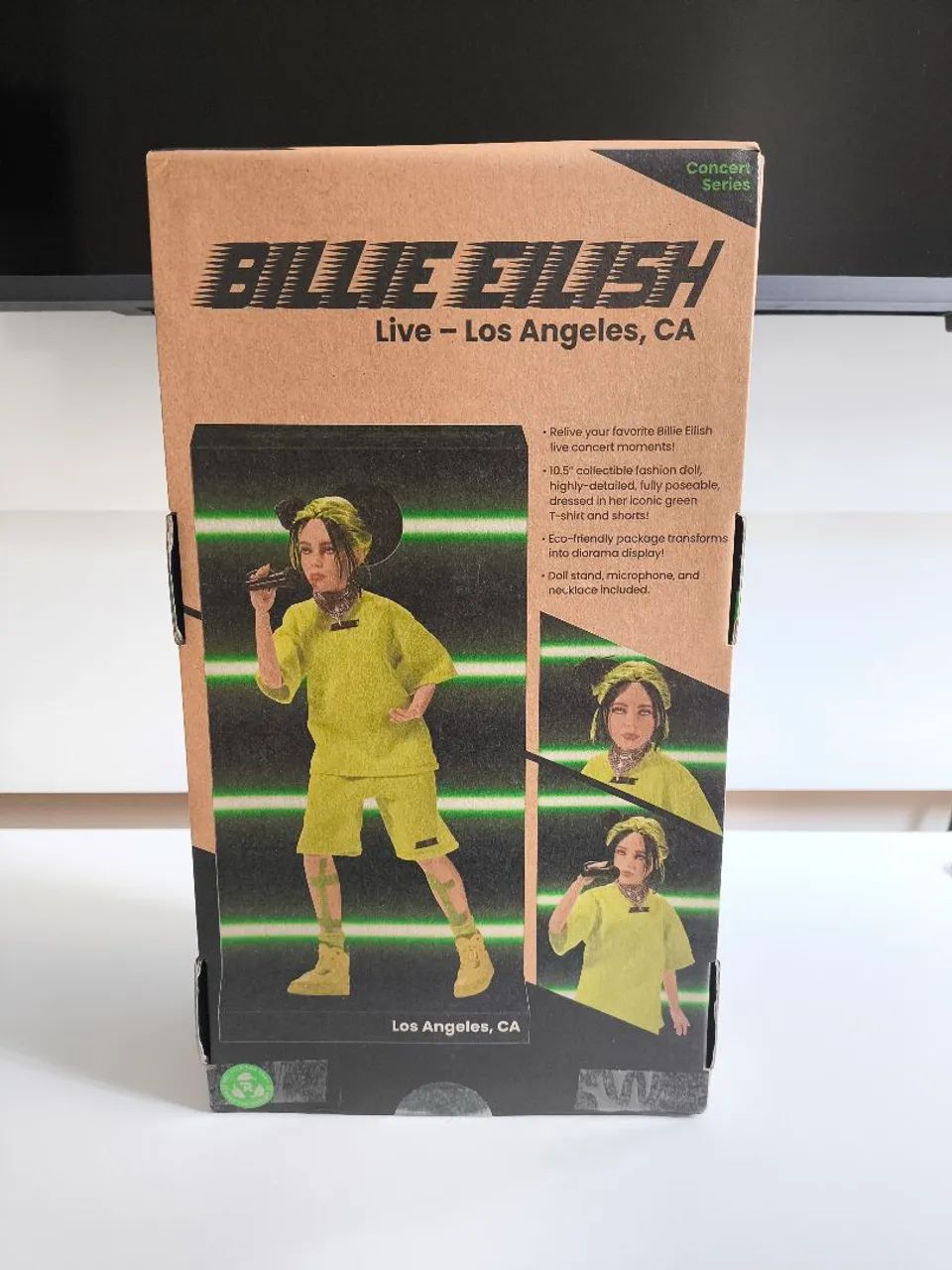 Boneca Billie Eilish Live Los Angeles original  - Foto 3