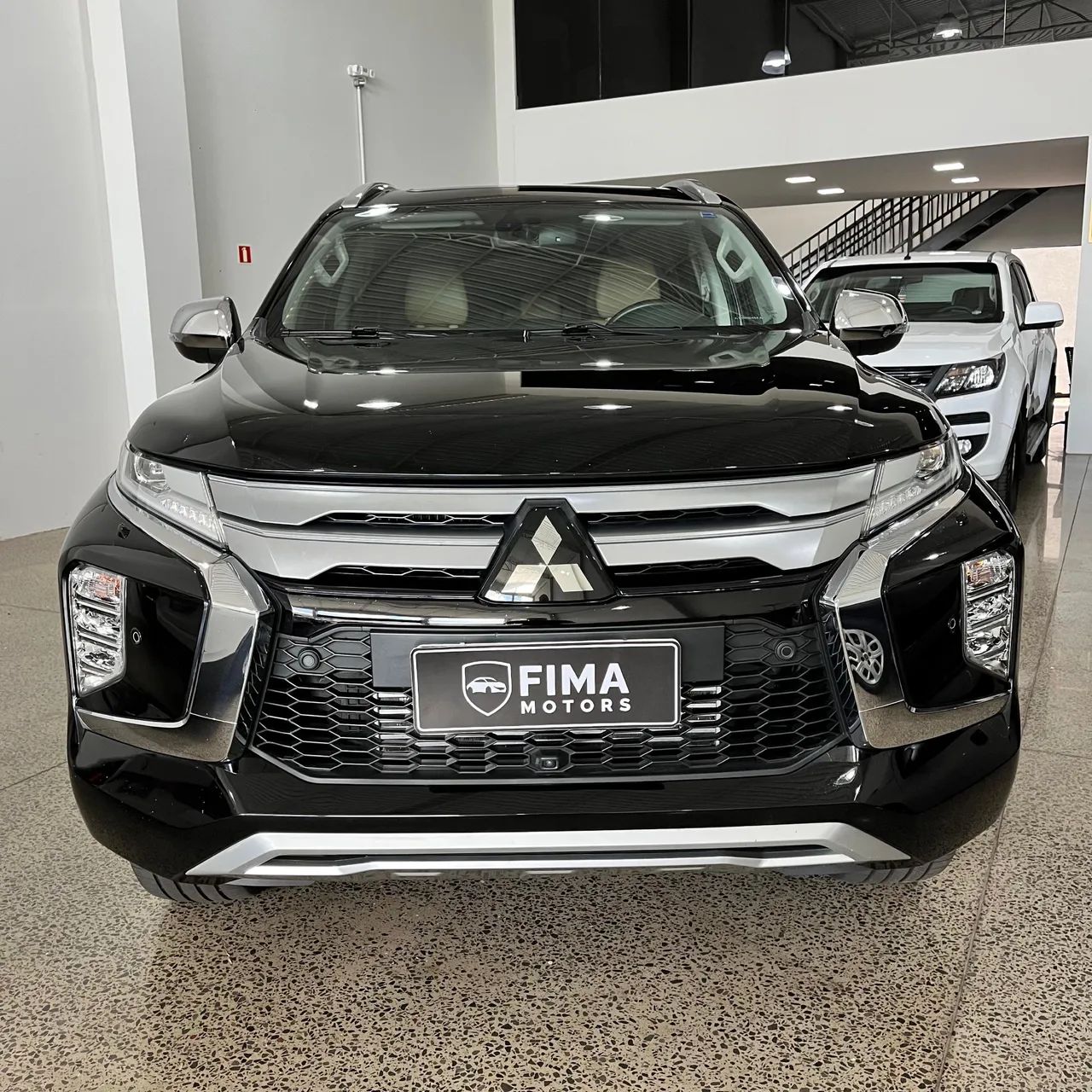 Mitsubishi Pajero 2024