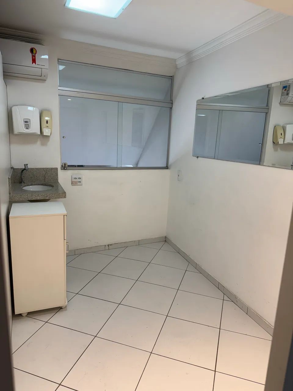 ALUGO SALA COMERCIAL  - Foto 3