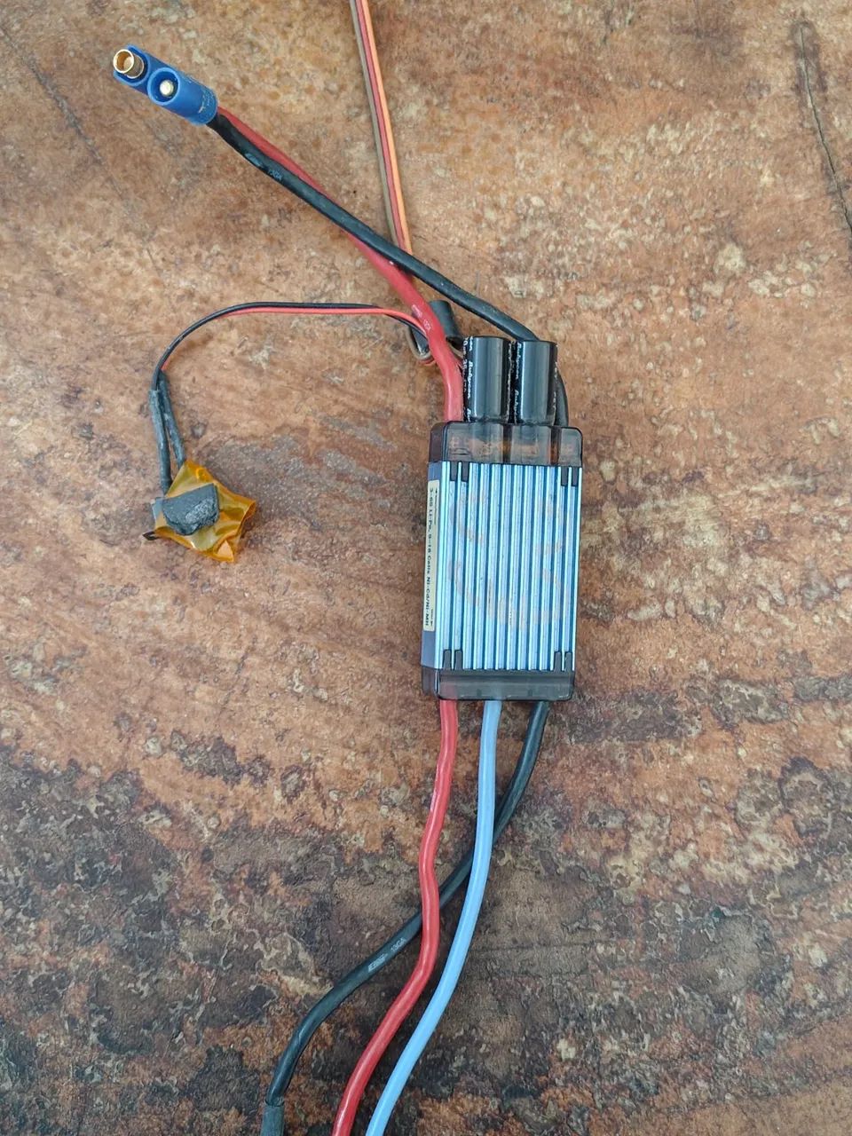 ESC Brushless E-flite 60-Amp Pro Switch-Mode BEC (EFLA1060) - 3S a 6S Li-Po