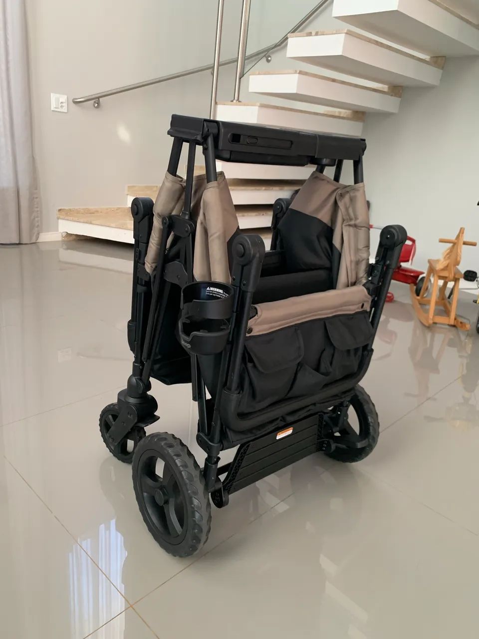 Jeep Wrangler Mojave Stroller Wagon  - Foto 6