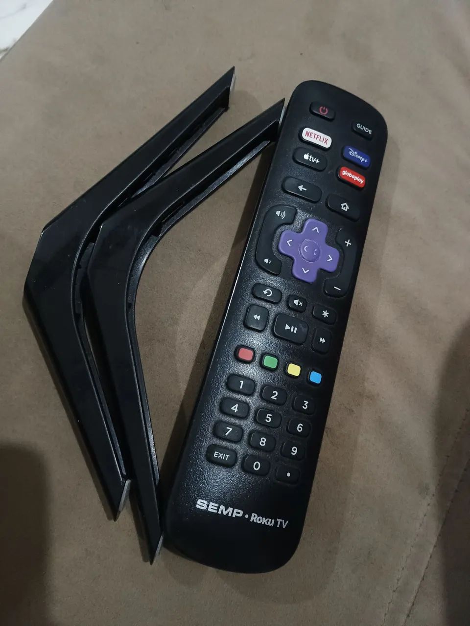 Tv Semp 43 polegadas smart 4k completa roku tv na caixa  - Foto 2