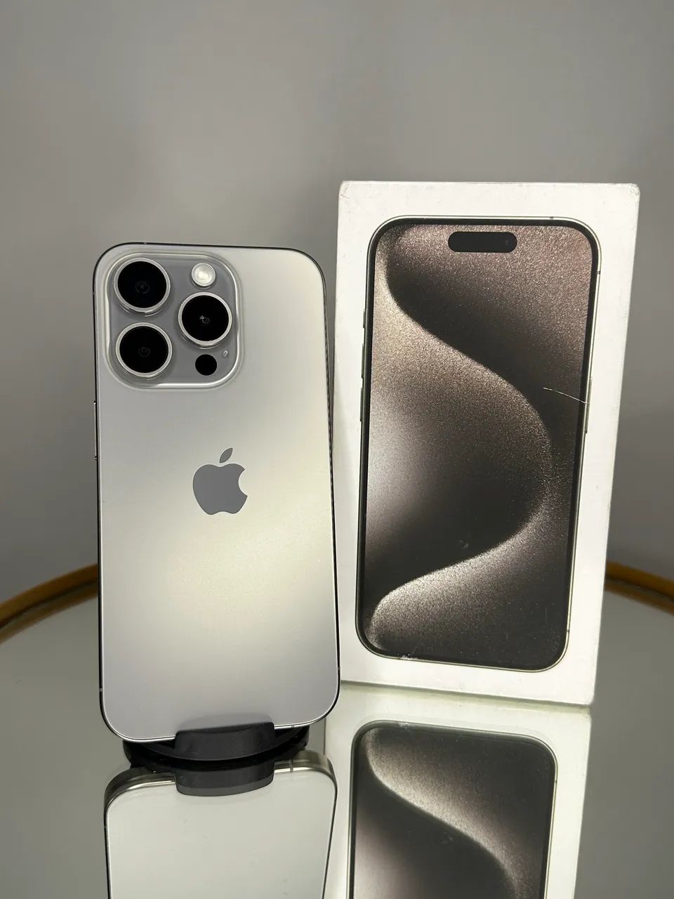 iPhone 15 Pro 128gb Cinza semi novo impecável 