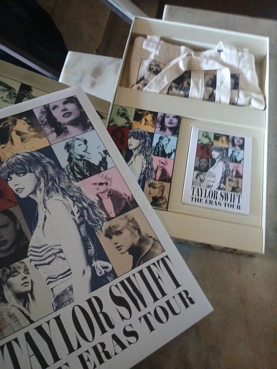 Taylor Swift 4枚セット Kit Oficial Taylor Swift The Eras Tour - Caixa Completa (Broche