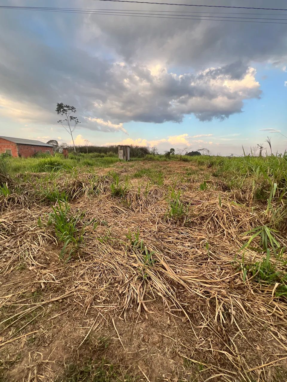 Vende-se esse terreno medindo 12x30