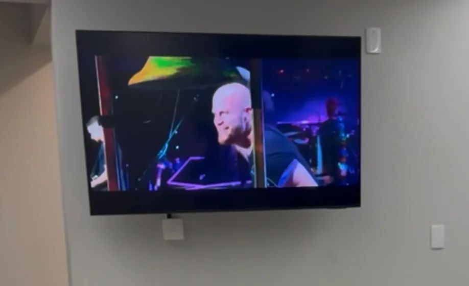 Televisao Samsung 60 UHD 4 K - Foto 2