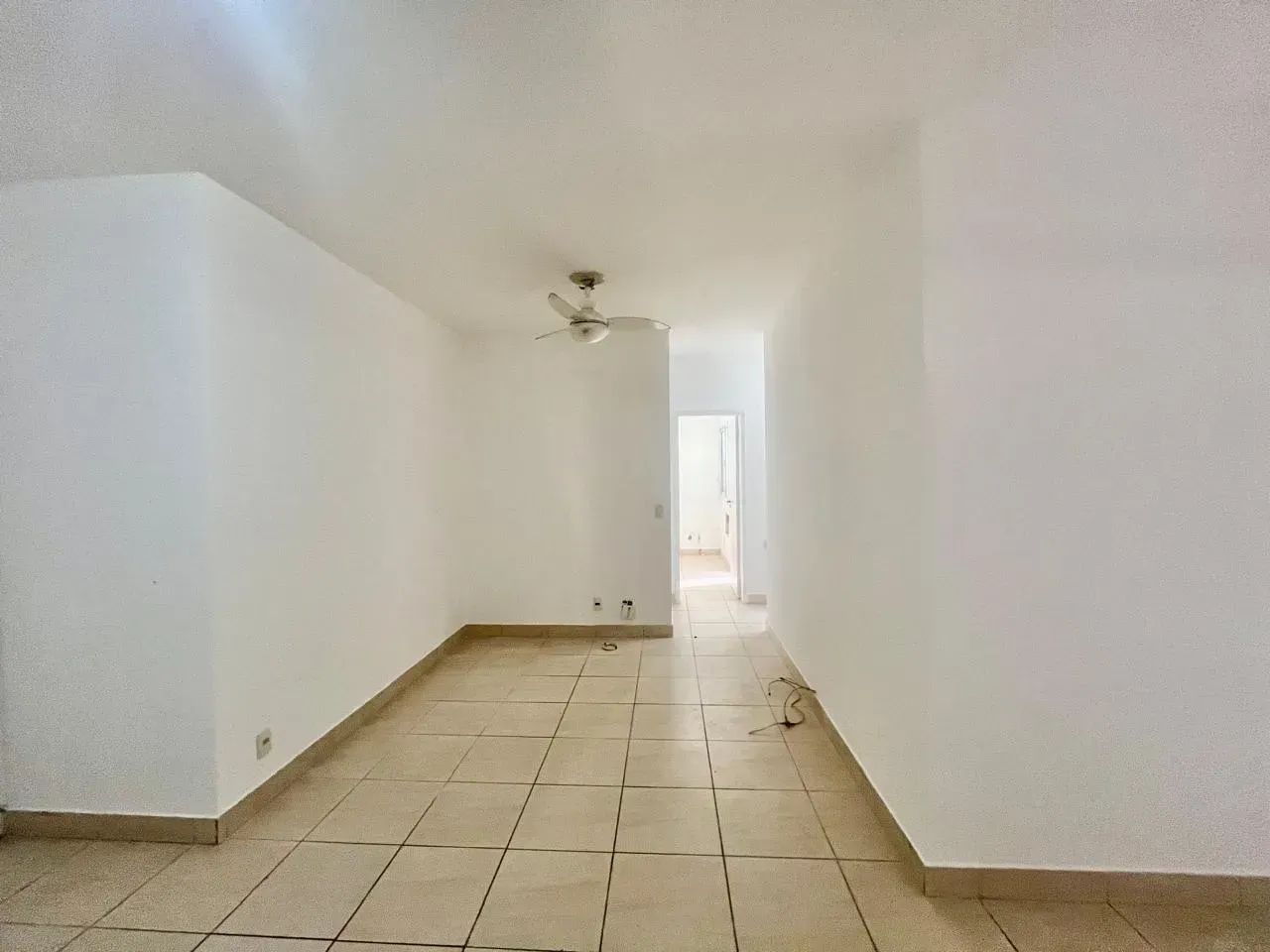 Vendo apartamento com 2 quartos e área privatica no Alto da Glória - Foto 4