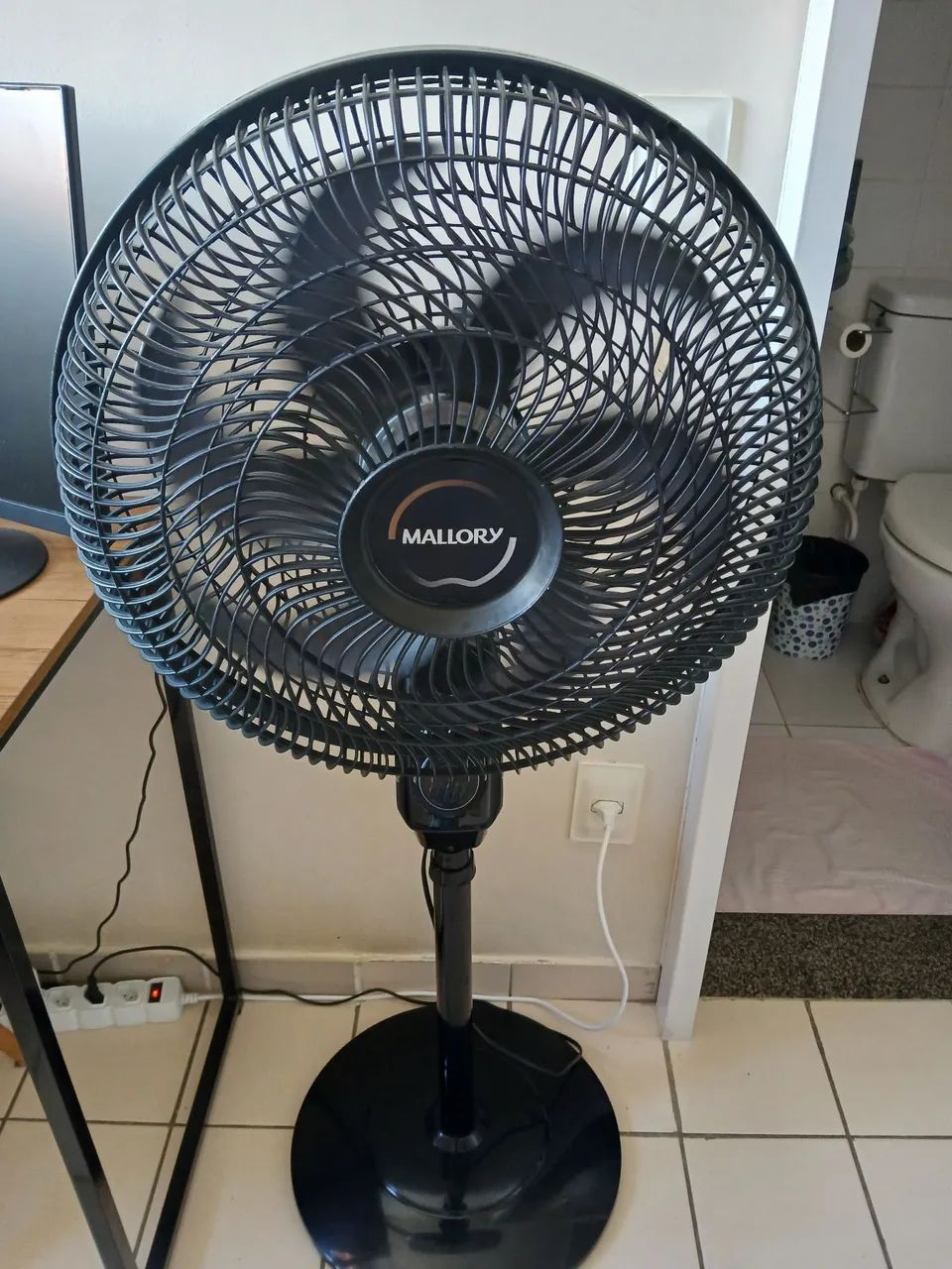 Ventilador mallory preto 
