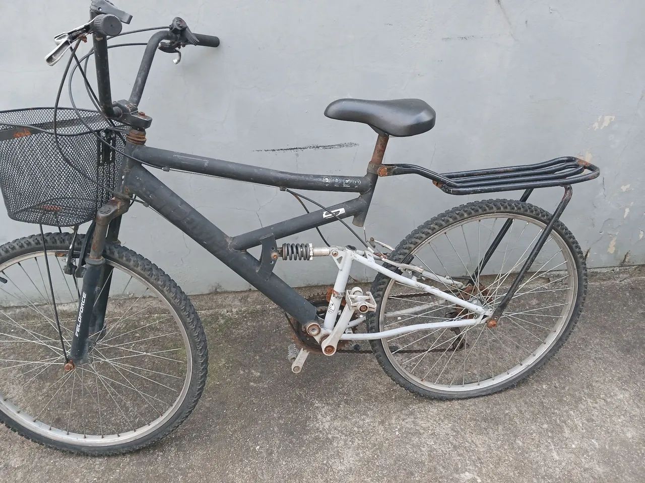 Vendo bicicleta 200 reais 