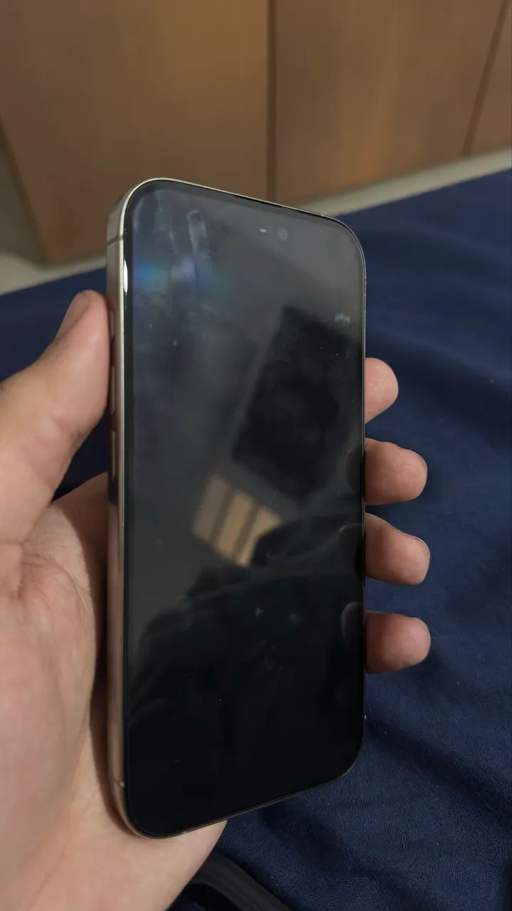 iPhone 16 Pro - Foto 2
