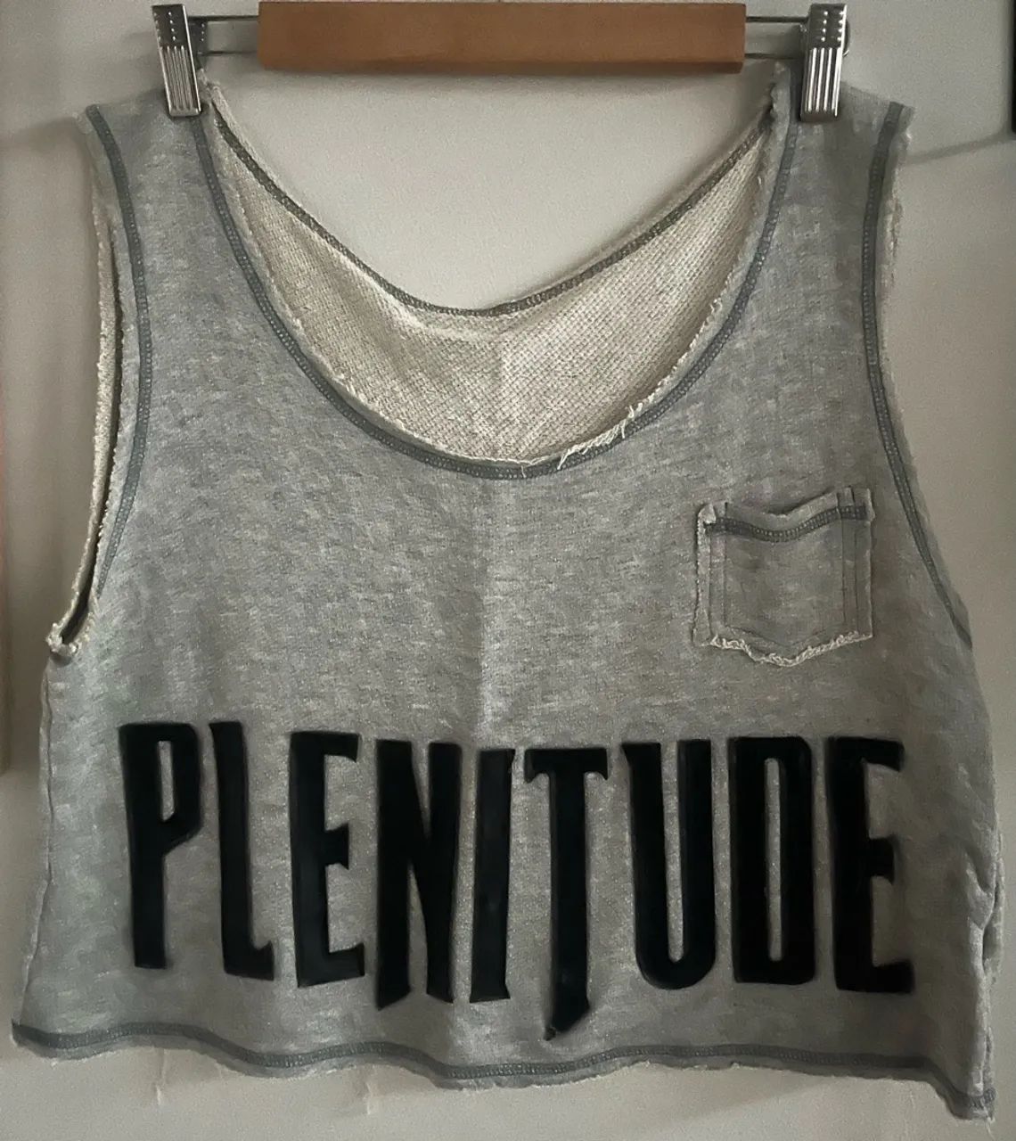 Cropped Cinza (Vestem)