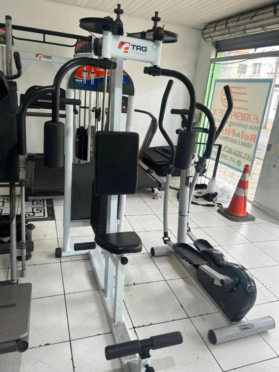 EQUIPAMENTOS DE ACADEMIA