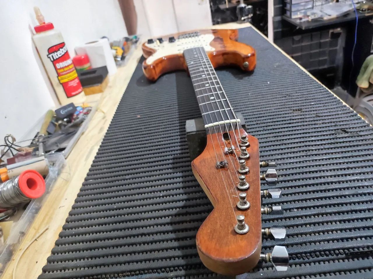 Guitarra Stratocaster  - Foto 5