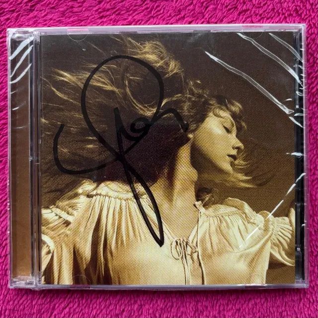 CD Autografado Fearless (Taylor's Version) - Taylor Swift