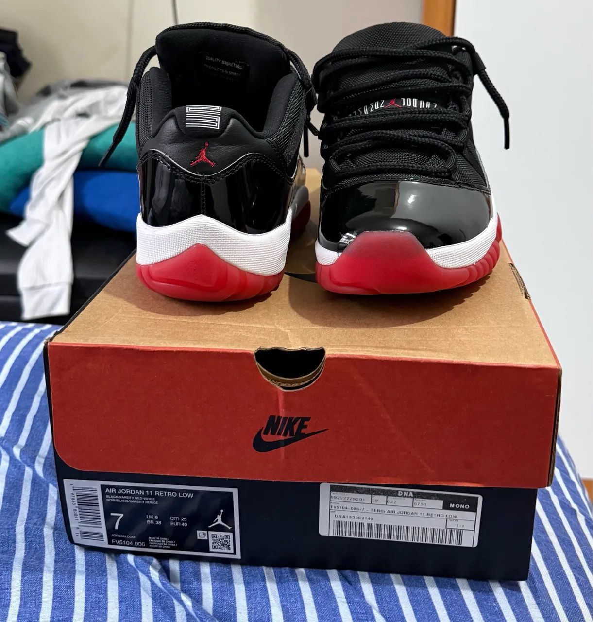 Air Jordan 11 Low Bred OG - Foto 3