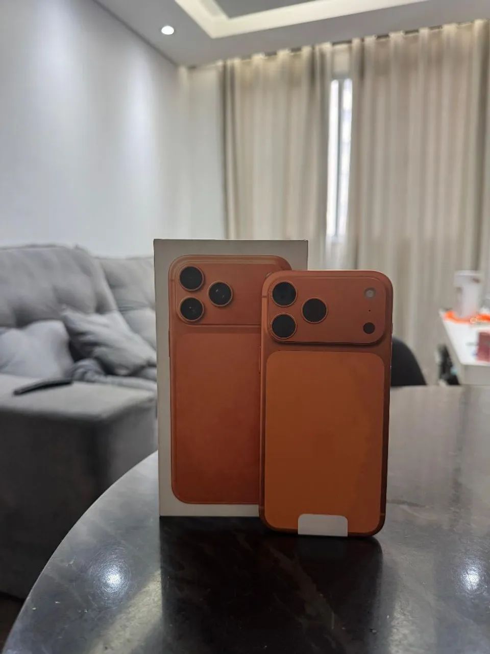Vendo ou troco iphone 17 pro max 1TB