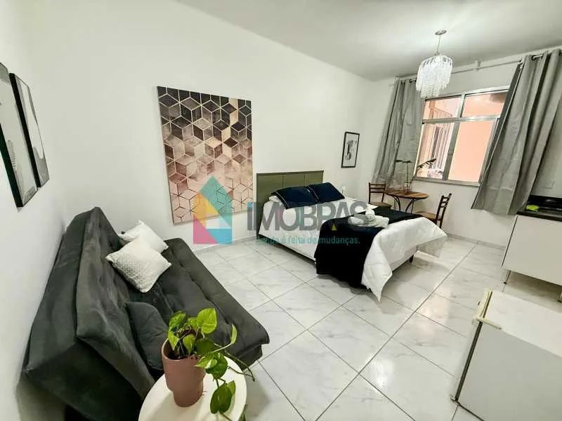 Studio : / Residencial / Copacabana