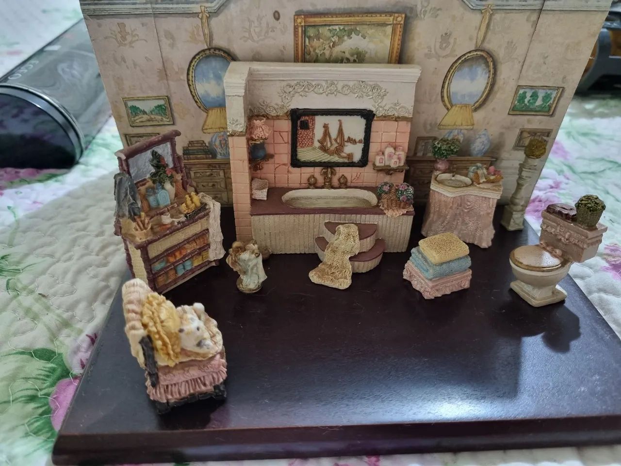 Miniatura banheiro resina vintage - Foto 2