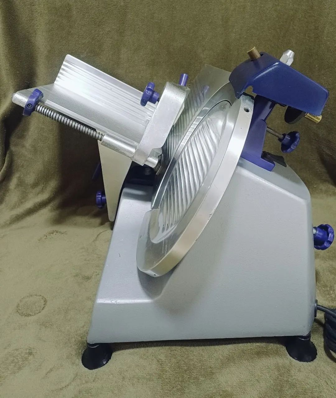 Máquina de cortar frios  - Foto 3