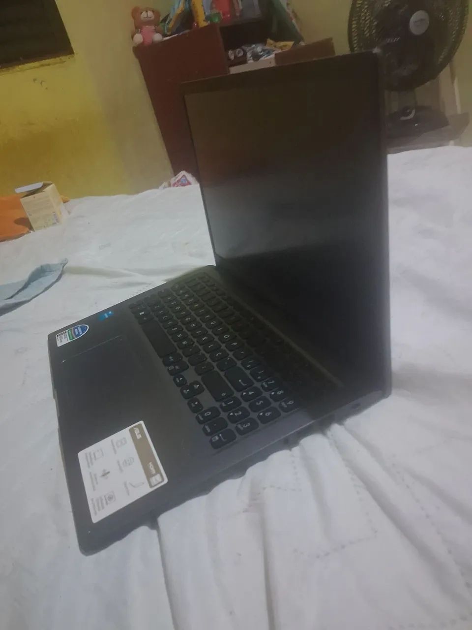 Vende se notebook 