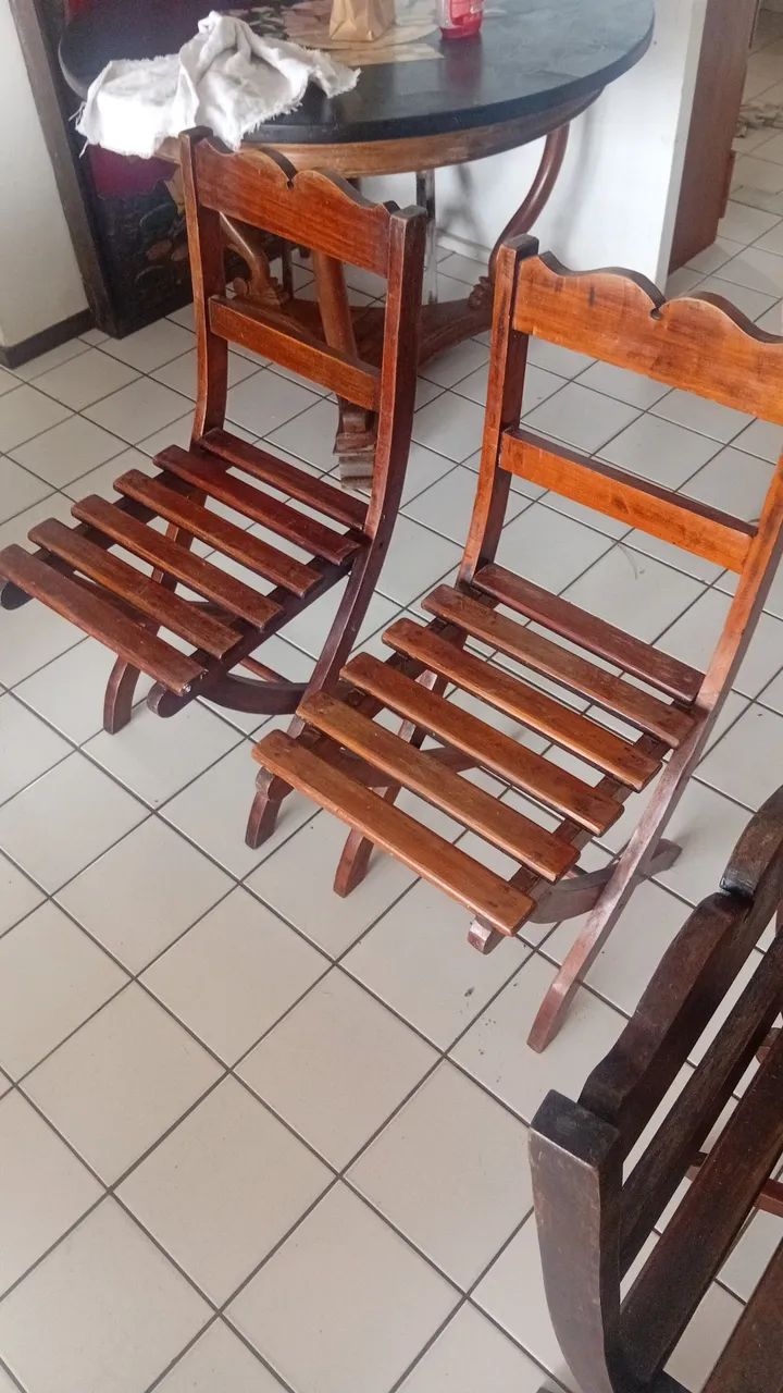 2 Cadeirs de madeira de boa. - Foto 2