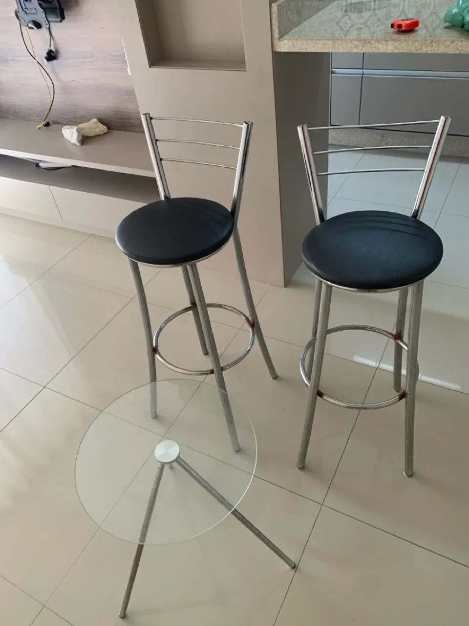 Baquetas e mesa apoio  - Foto 2