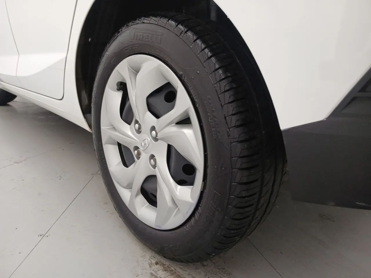 Hyundai HB20 Comfort 1.0 Flex 12V Mec., foto 12 de 18
