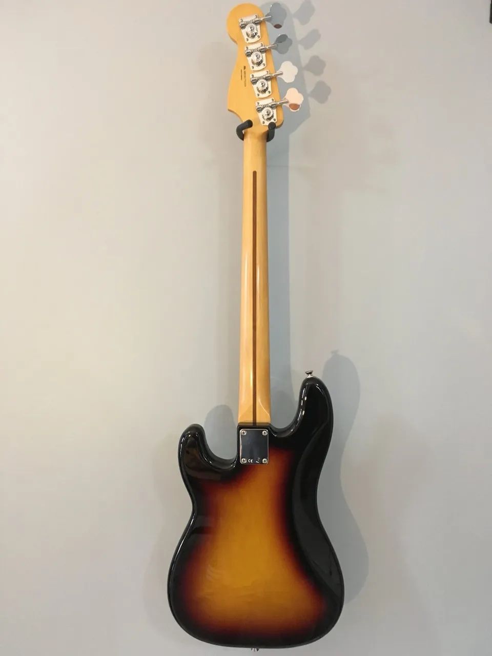 Baixo Fender Precision Bass - Foto 3
