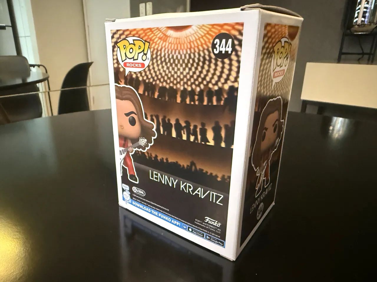 Funko Pop Rocks - Lenny Kravitz 344 - NOVO - Foto 2