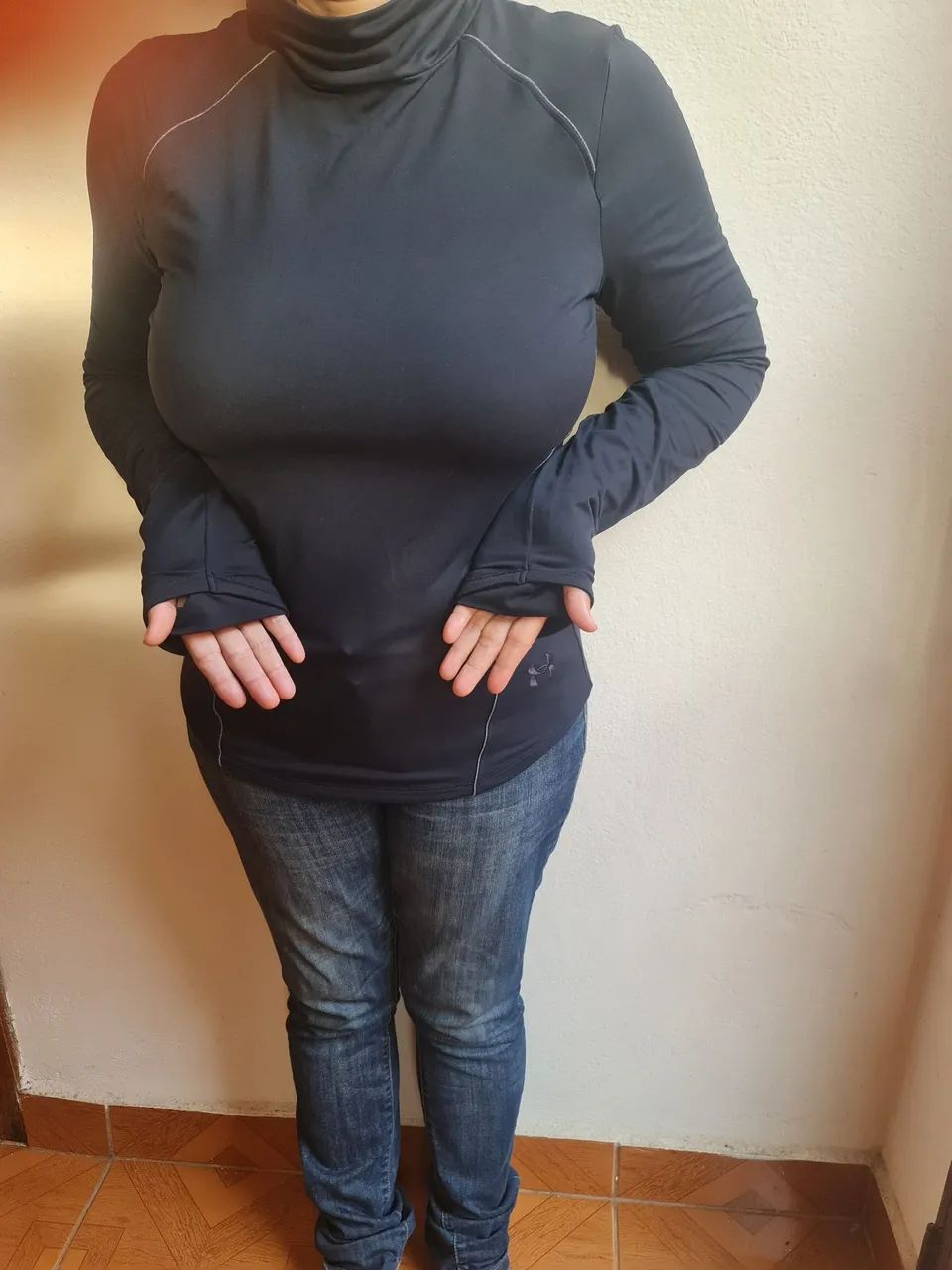  Blusa undef Armour preta M - Foto 2