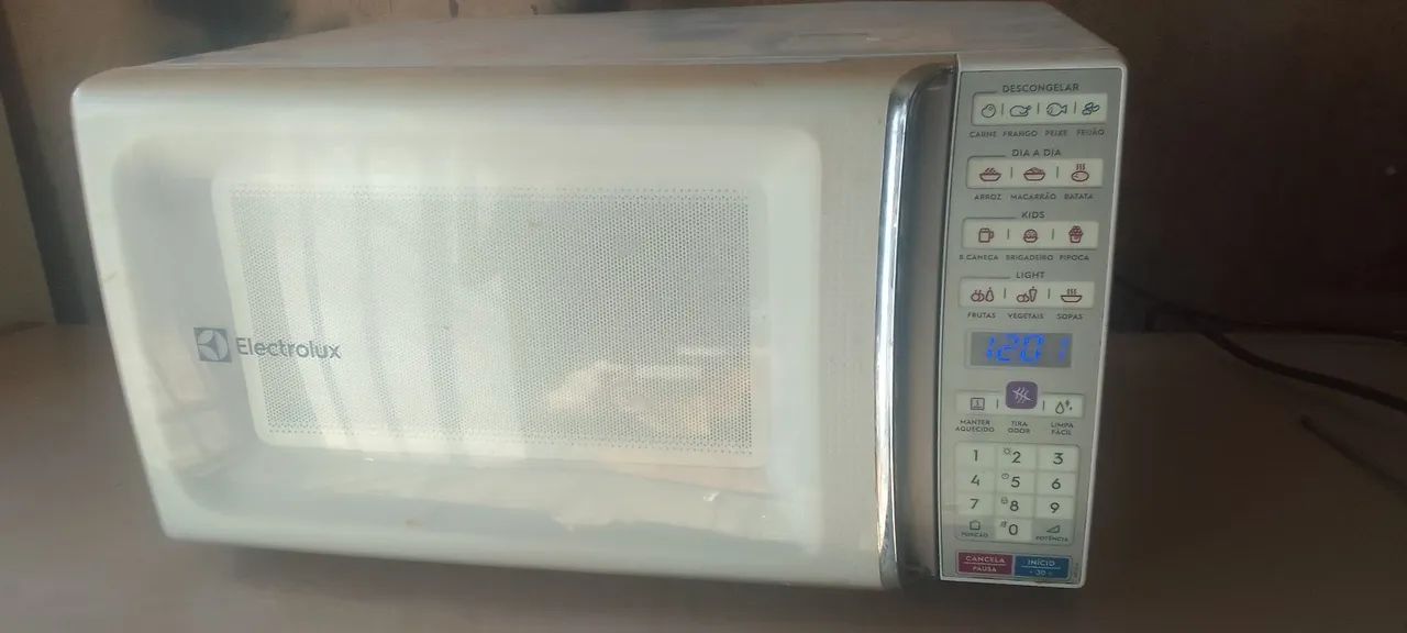 Microondas ELETROLUX 34 lts - Foto 4