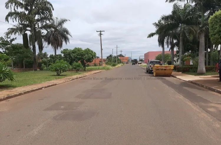 TERRENO UMA QUADRA DA GURY MARQUES