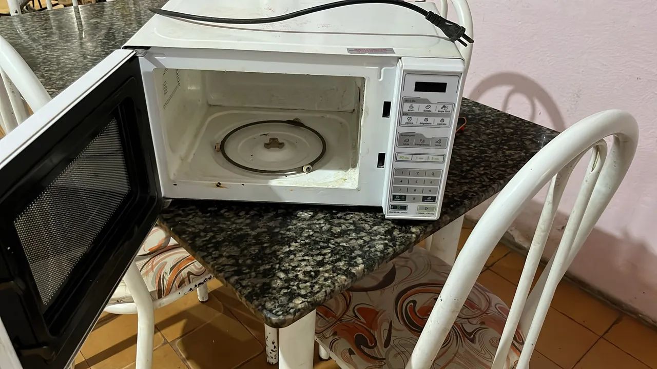 Vendo microondas com defeito  - Foto 2