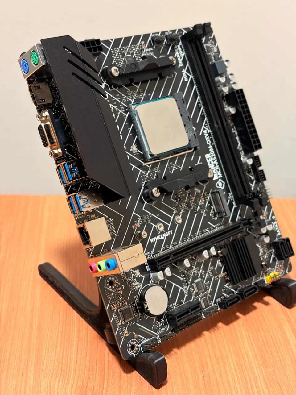 Kit Ryzen 5 5500 + A520M-DX  - Foto 3